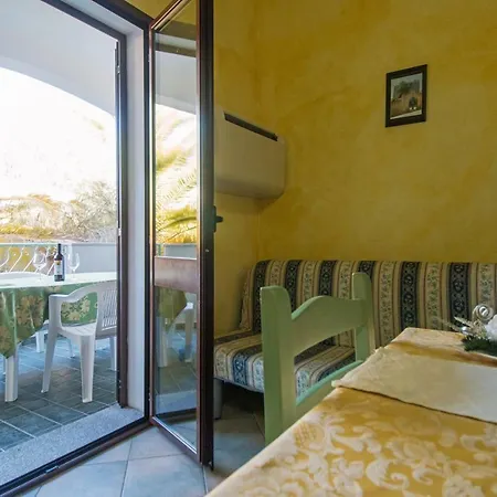 アパート Gli Ontani カーラ・リベロット