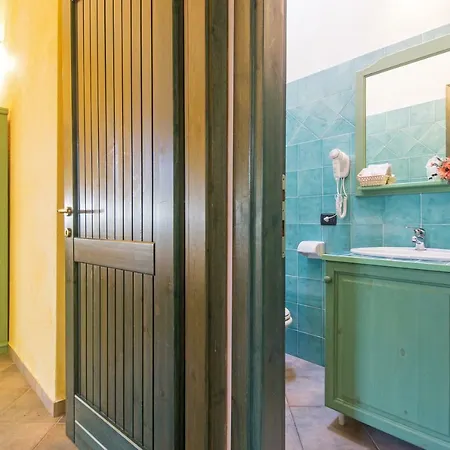 Gli Ontani Apartment